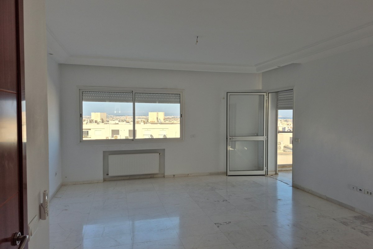 À LOUER UN APPARTEMENT S+ 3 À ENNASR 2
