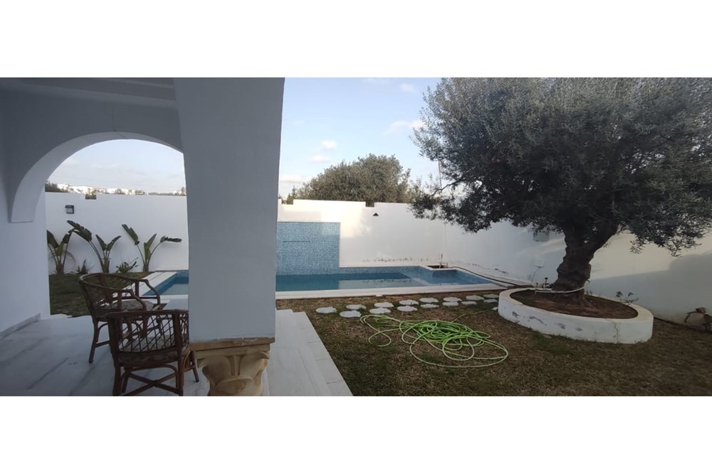 A vendre Maison avec piscine à Hammamet