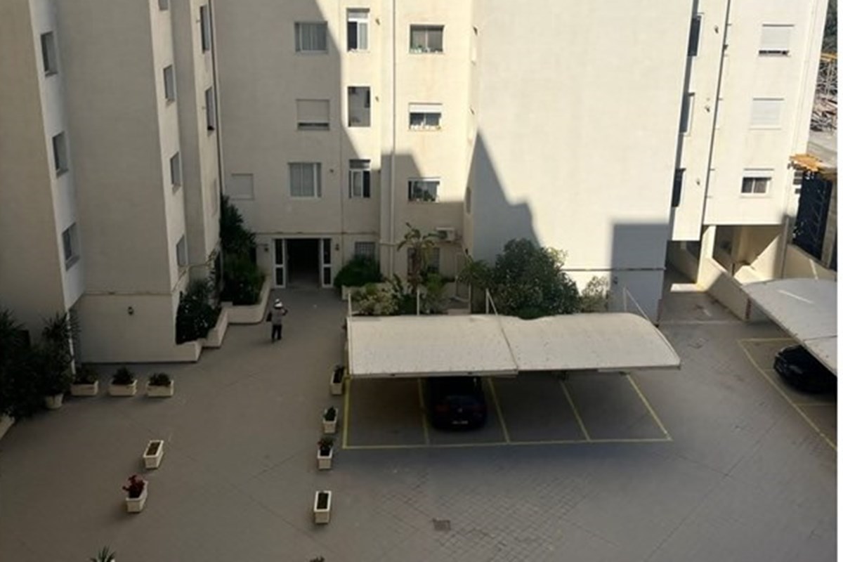 À Louer :Appartement S+2 à Jardins de Carthage