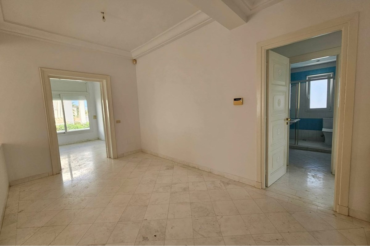 Villa de Prestige à Louer – Gammarth