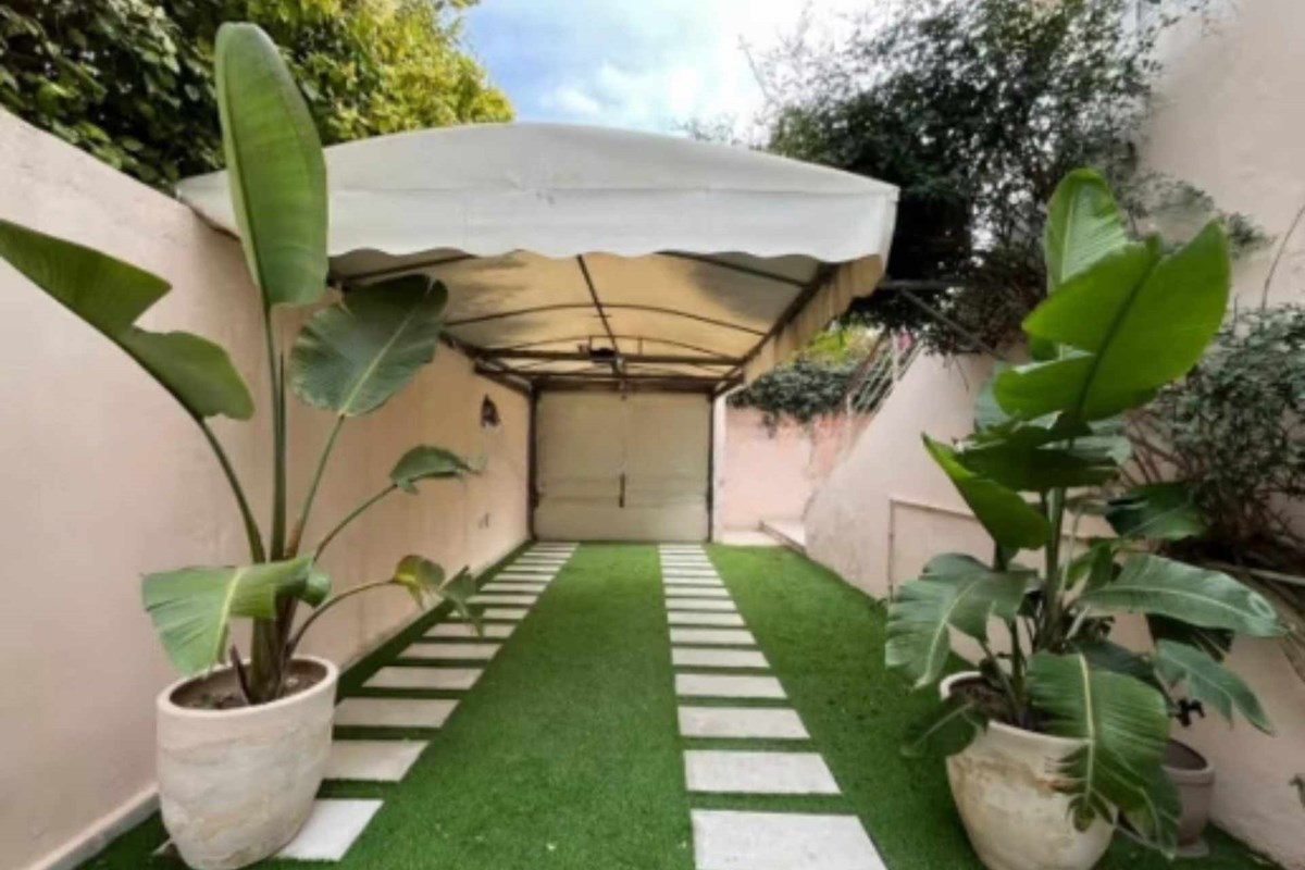 Furnished 4-Bedroom Villa with Pool in Carthage