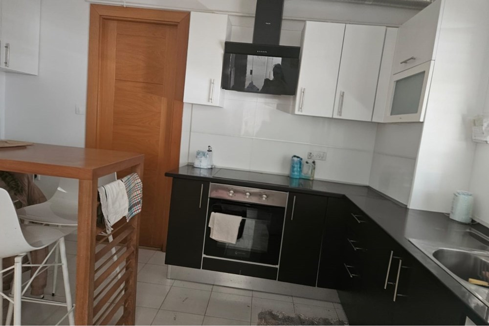 A vendre Appartement Contemporain à La Marsa S+3