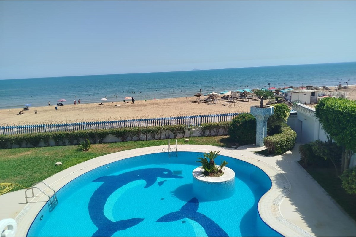Villa de Luxe Front de Mer – La Marsa Cube