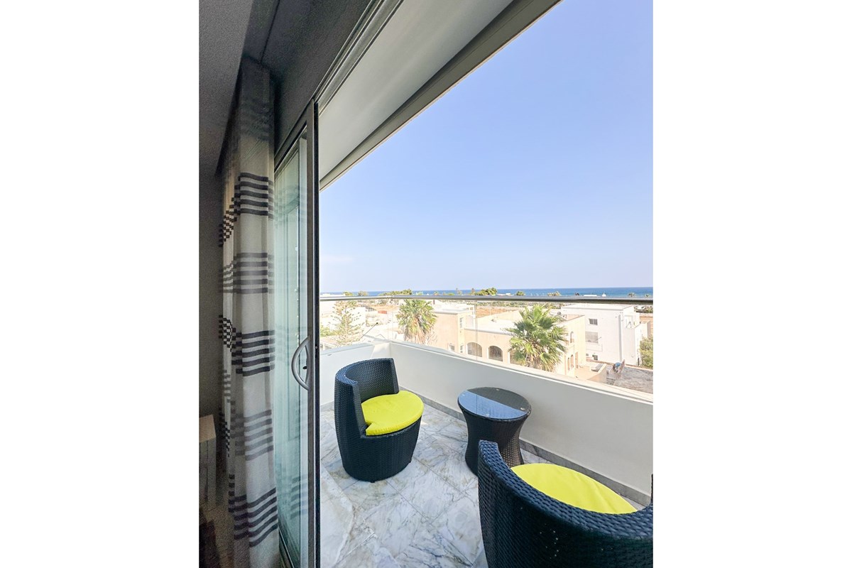 À VENDRE PENTHOUSE D'EXCEPTION AU CŒUR DE NABEUL
