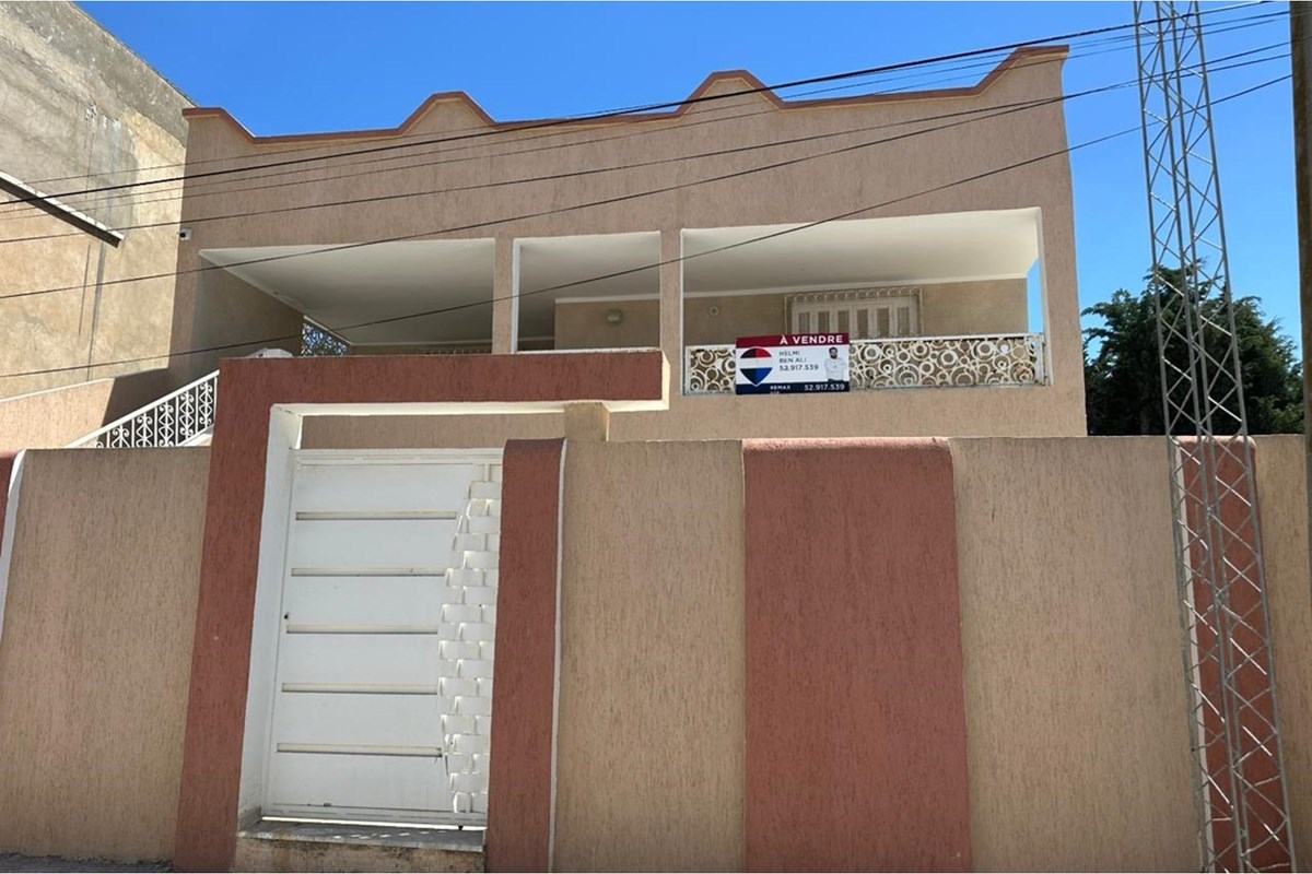 A vendre une villa à Ghazela