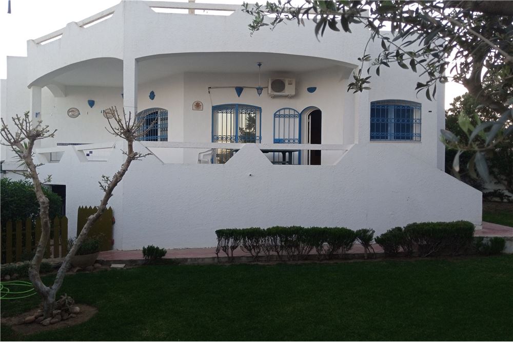 Villa de Rêve à El Haouaria, Vue Époustouflante