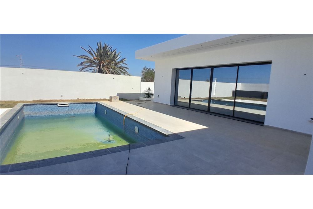 A vendre une villa à Sedghiane