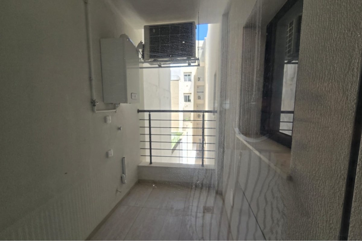 "Appartement Luxe Moderne à Ennasr, Ariana"