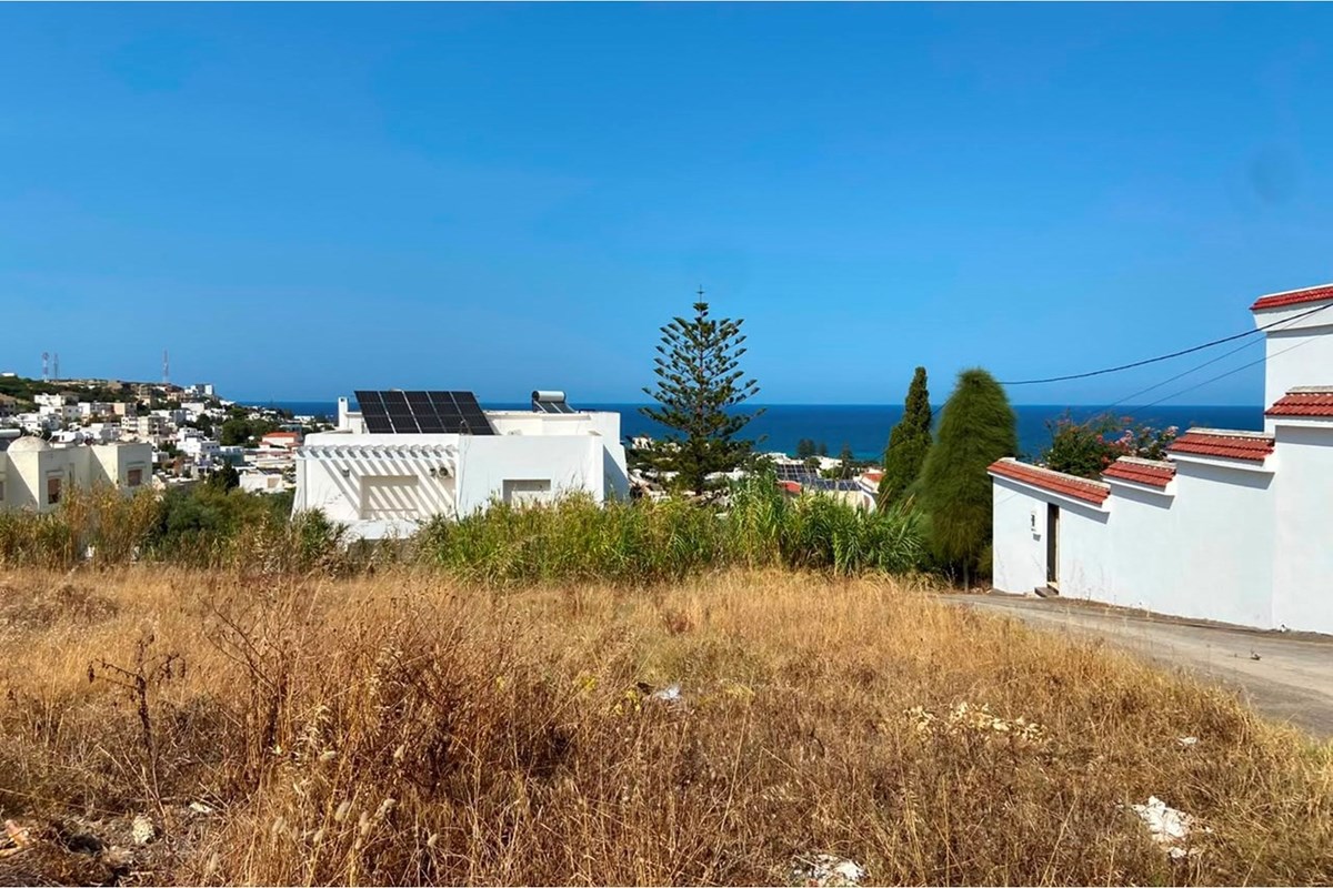 À VENDRE – TERRAIN À LA CORNICHE, BIZERTE