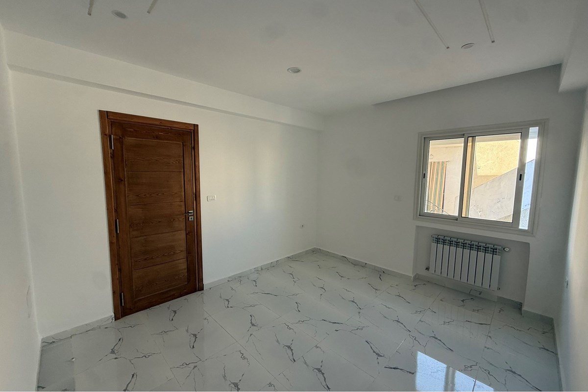 À vendre Maison s+2 à Borj Louzir