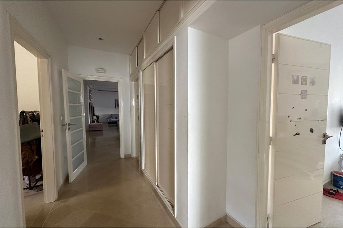 A vendre un duplex à Cité Ennozha