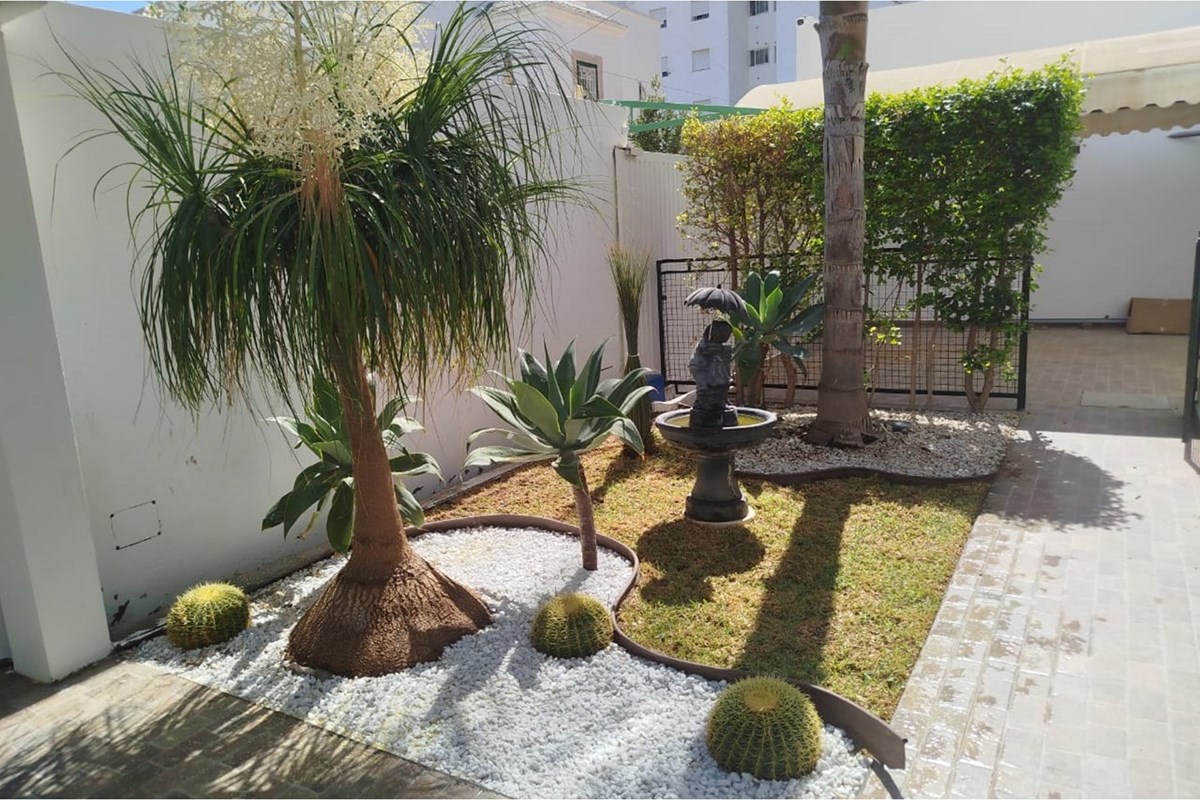 Villa Luxe à La Soukra: Élégance et Confort
