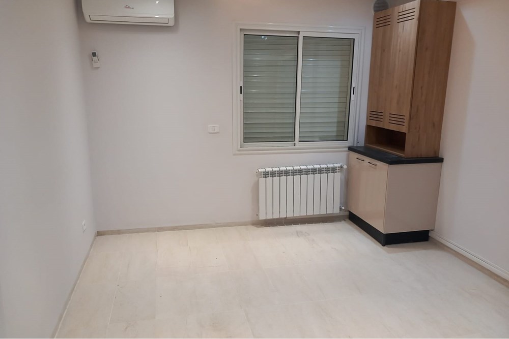 A louer Bureau H+3 – 79 m² –La Soukra