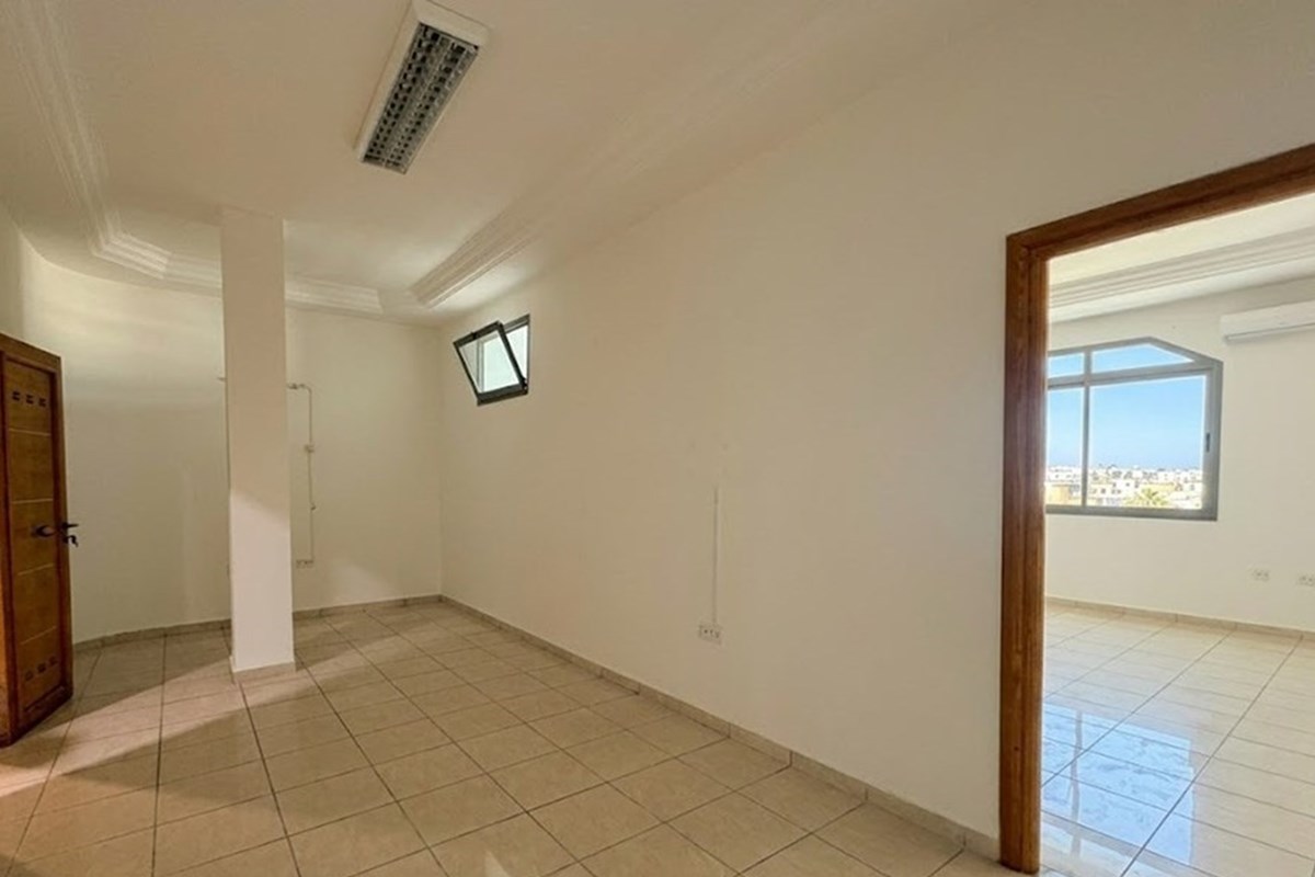 Bureau Luxe à Louer au Cœur de La Marsa, Tunis