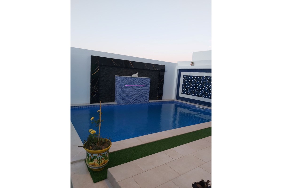 Villa S+2 avec piscine Hammamet Nord luxe moderne
