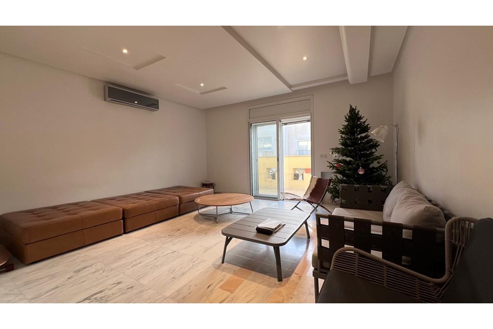 À Vendre Magnifique Appartement S+3 à Lac 2