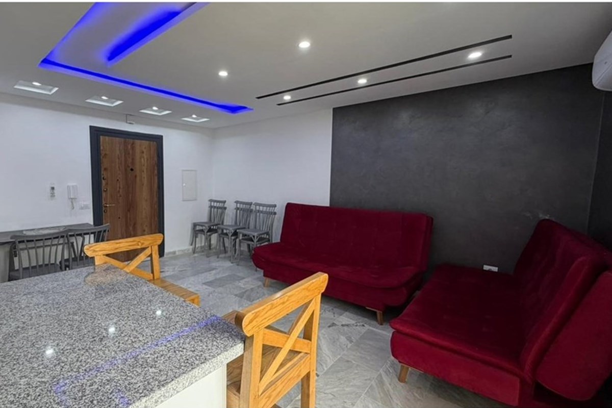 Luxueux Appartement en Bord de Mer à Chott Mariem