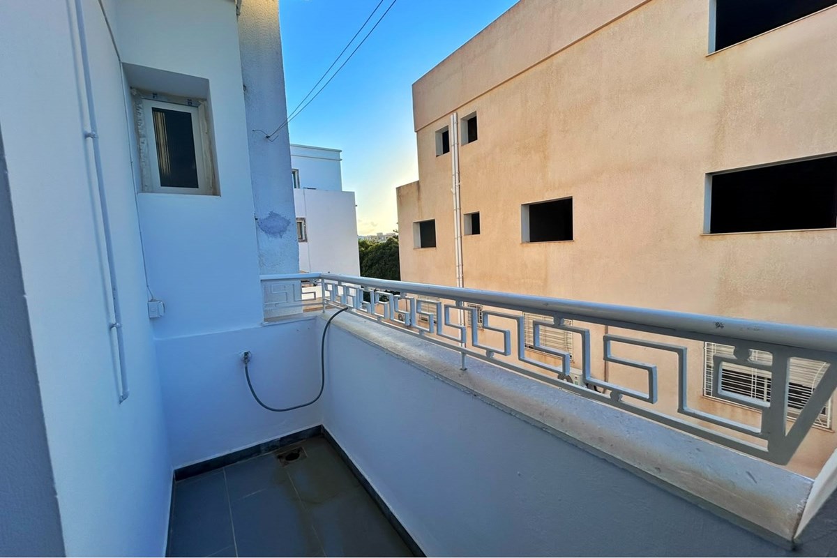 À LOUER ÉTAGE DE VILLA S+3 | JARDINS DE CARTHAGE