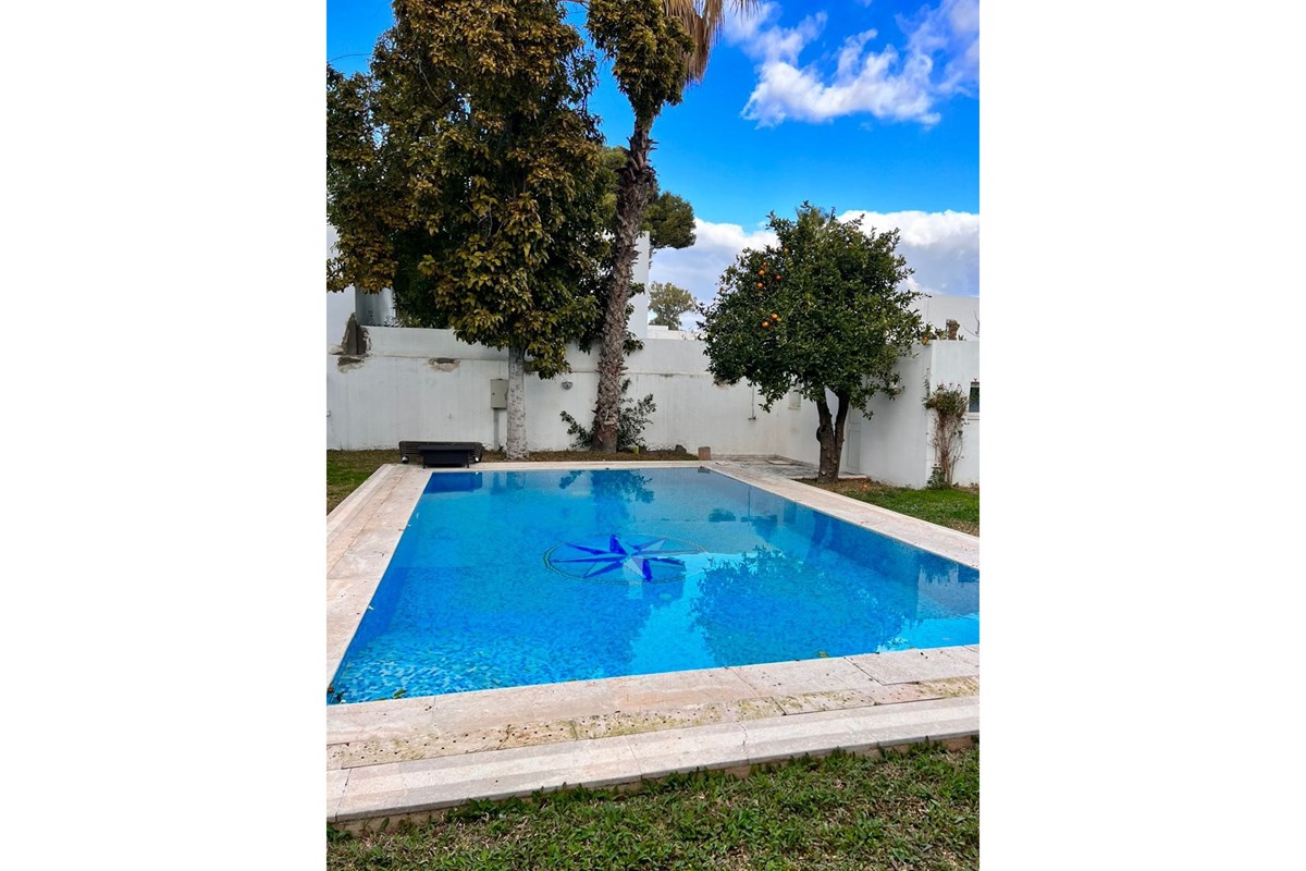 À VENDRE VILLA D'EXCEPTION À CARTHAGE HANNIBAL