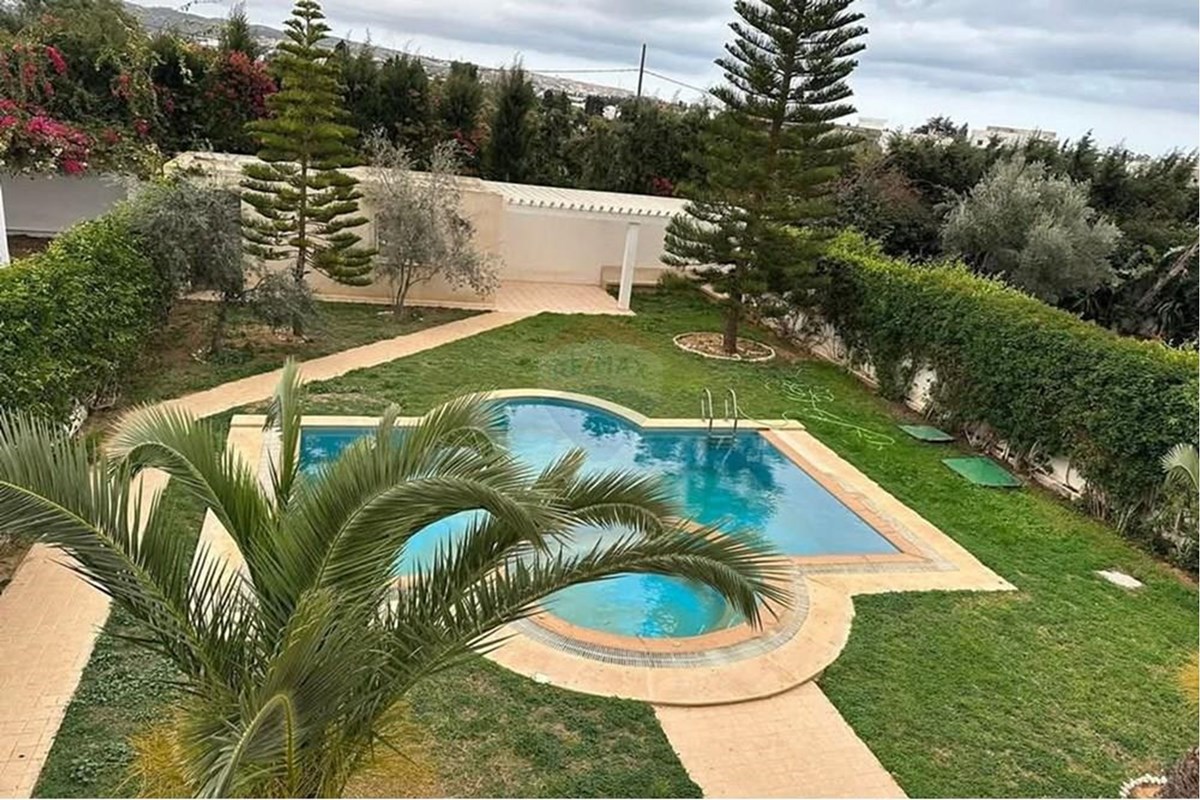 À vendre : Villa de charme à Hammamet Ville