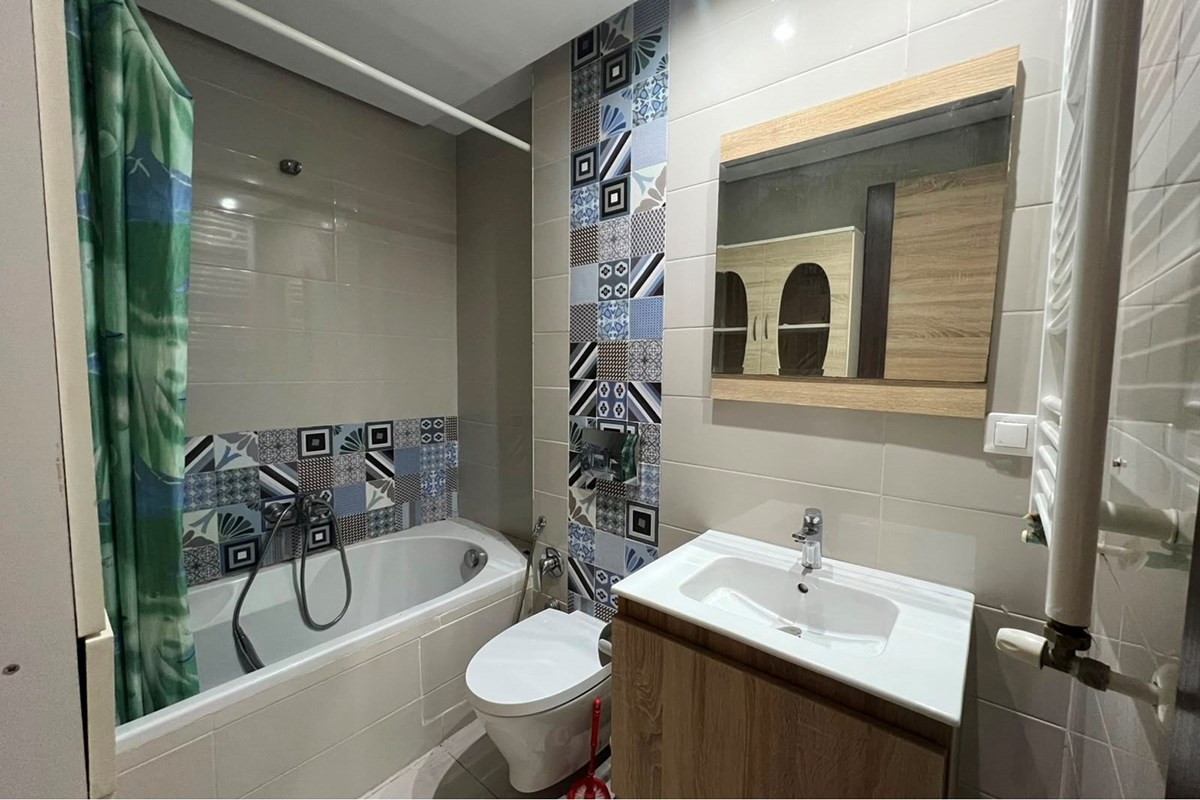 "Superbe Appartement à La Marsa: S+2 Meublé"