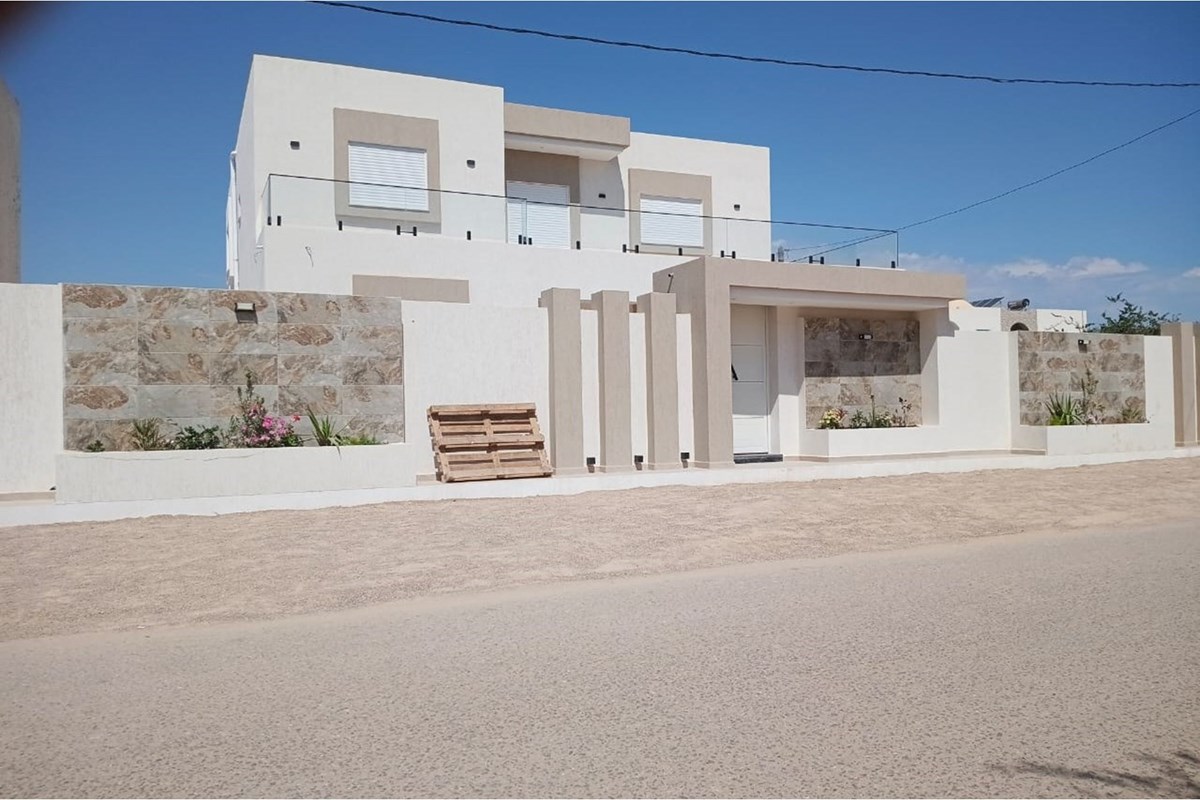 Villa à Djerba: Luxe et Confort Modernes"