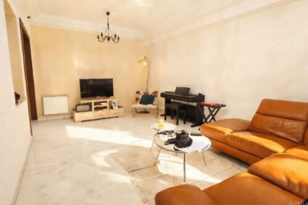 Spacious 3-bedroom flat