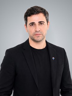 ირაკლი საბაური