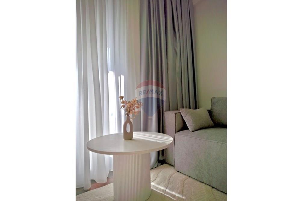 For Sale: Premium Apartment in "Lisi House" - Photo 2