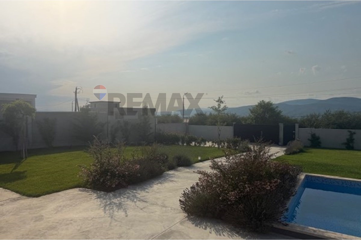 Premium Villa in Saguramo - Photo 4