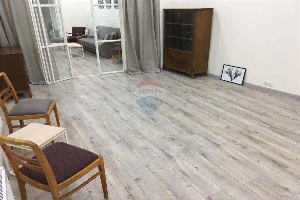 ქირავდება ბინა ვაკეში - Photo 3