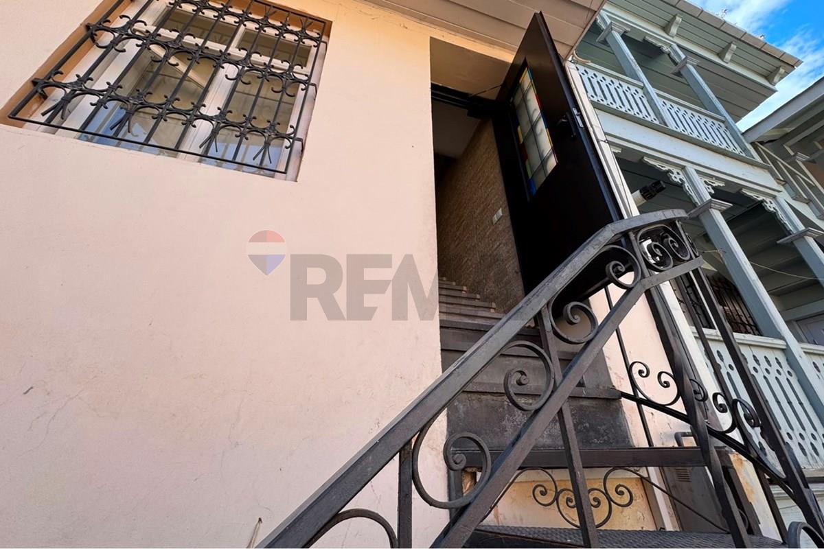 2-Story 3-BR House in Abanotubani for Sale - Photo 5