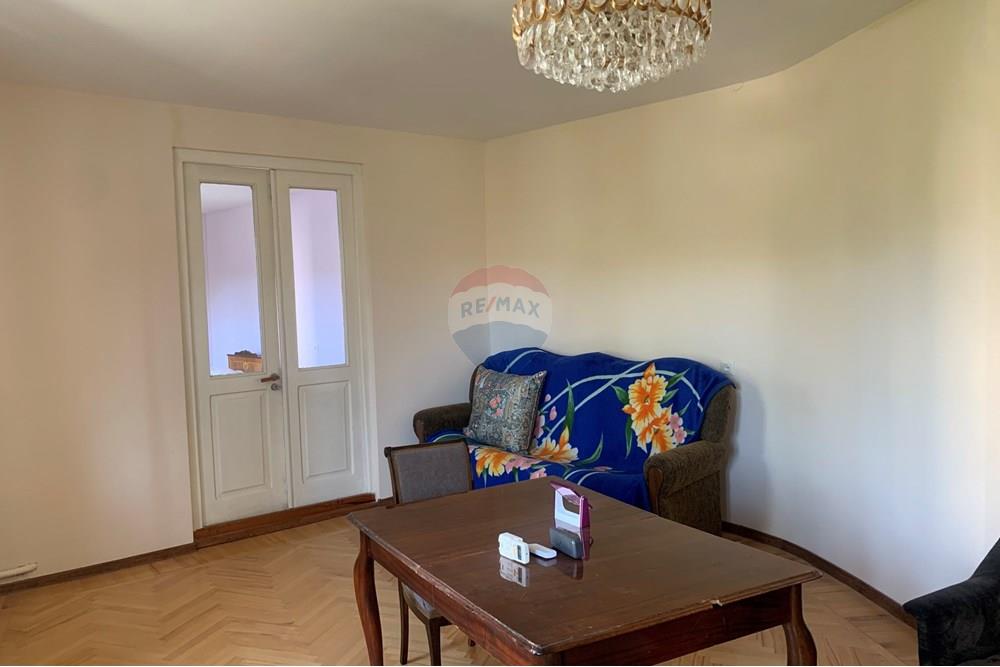Two-Story Residential House for Sale in Avlabari - Photo 2