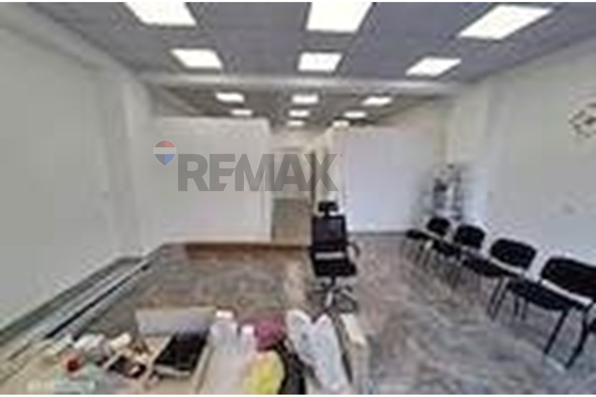 ქირავდება კომერციული ფართი ხალხმრავალ ლოკაციაზე. - Photo 2
