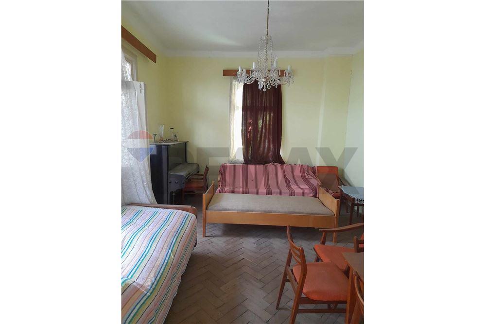 For Sale in Sololaki - Photo 5