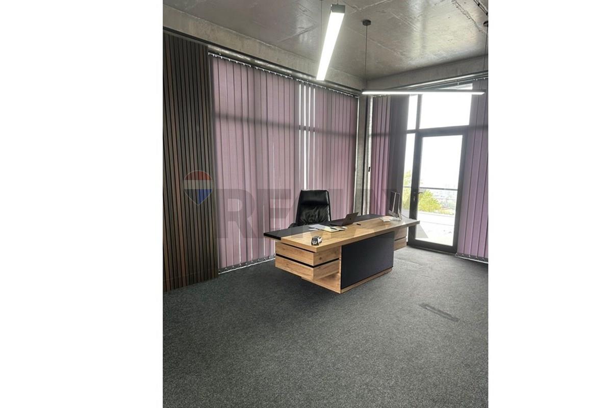 Office space for rent. - Photo 4