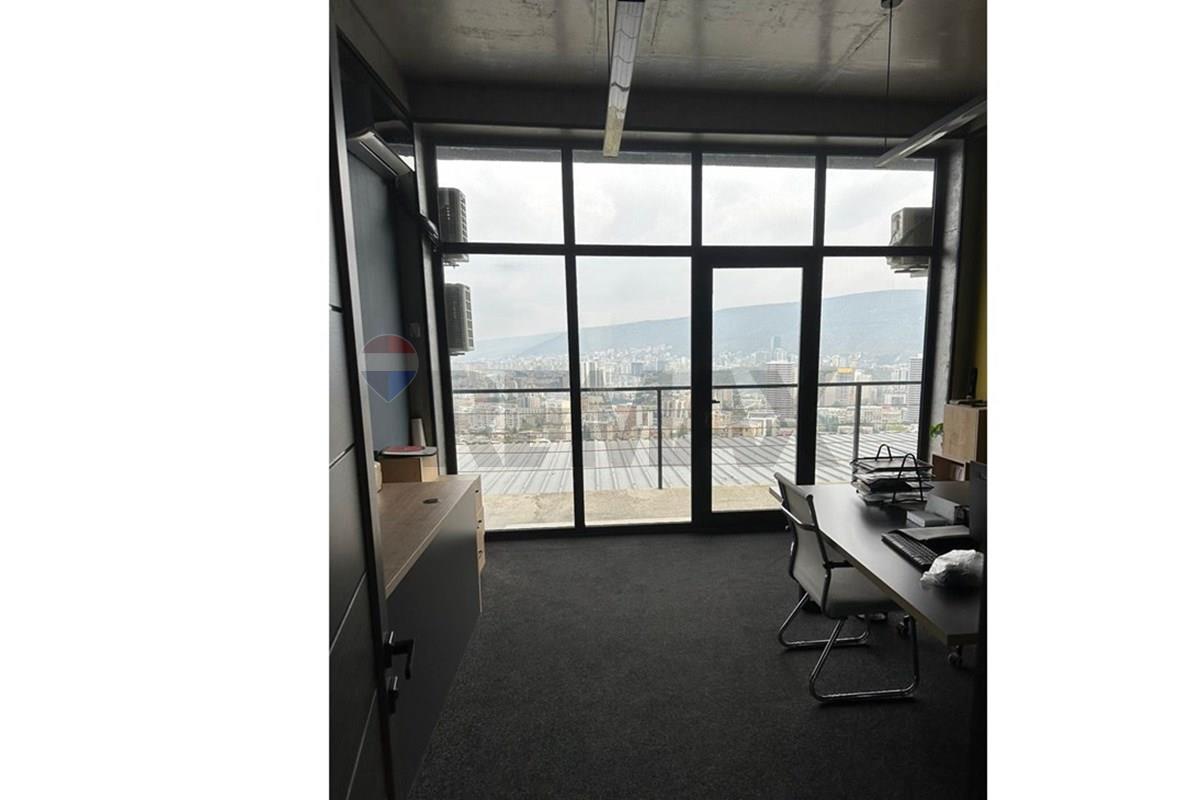 Office space for rent. - Photo 2