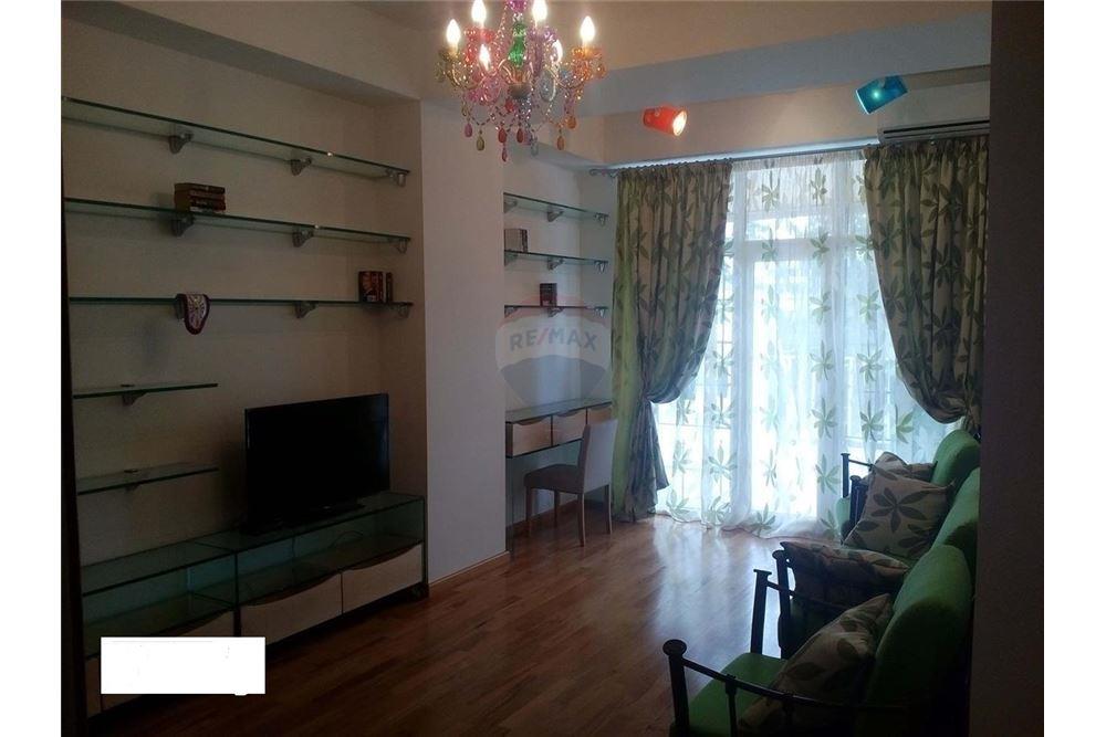 ქირავდება ვაკეში ბინა - Main Photo