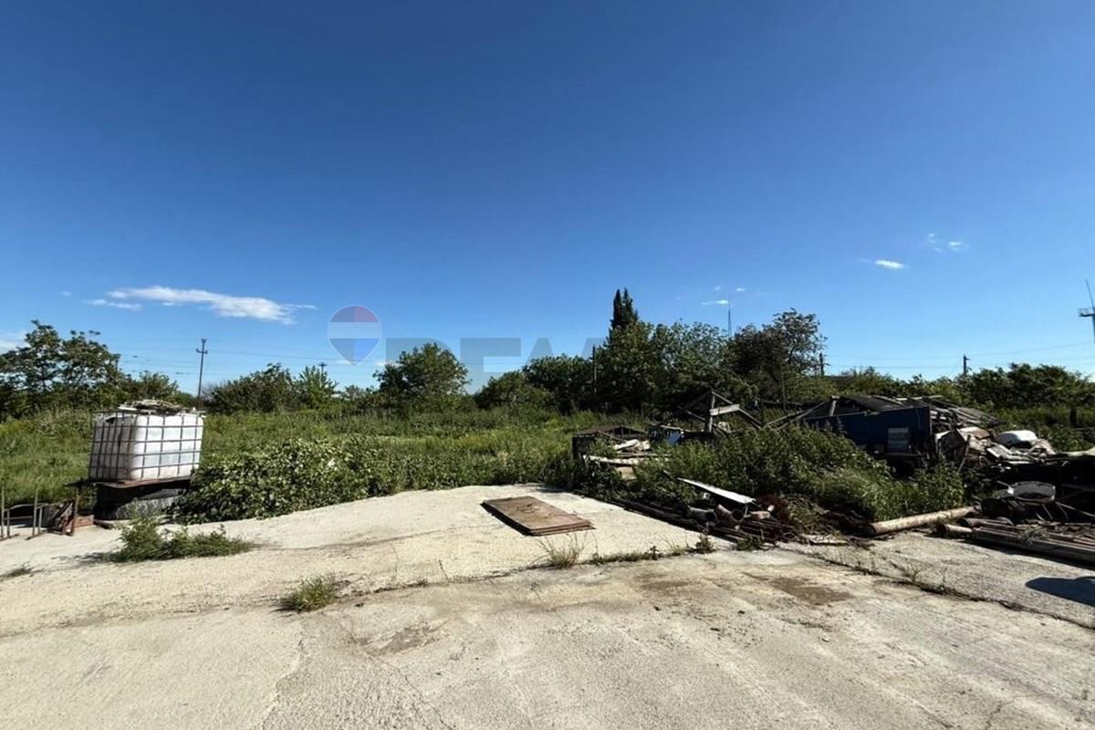 For sale: Non agricultural land plot - Photo 4