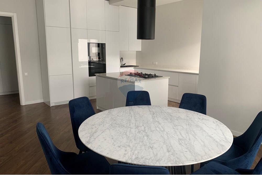 Townhouse for rent with incredible view - Photo 2