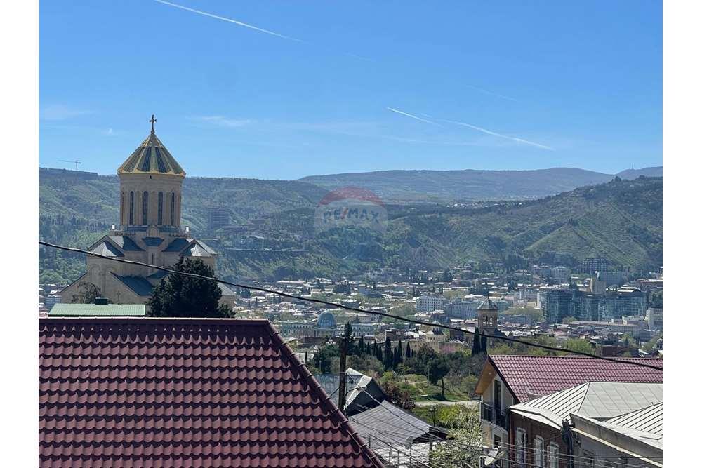 იყიდება მიწა მშენებლობისთვის