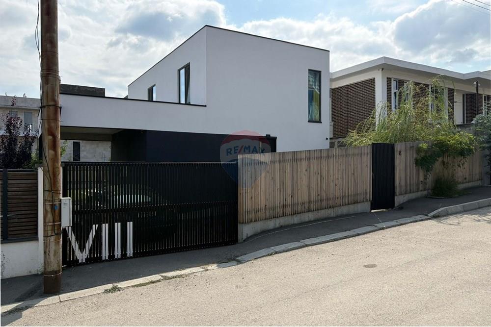 House for Rent near Lisi Lake - Photo 2