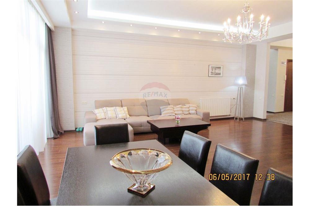 Apartment for rent in Vake