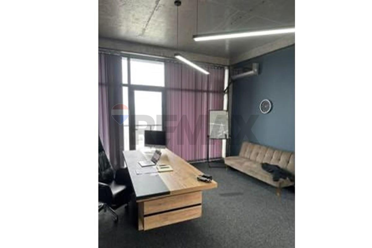 Office space for rent. - Photo 5