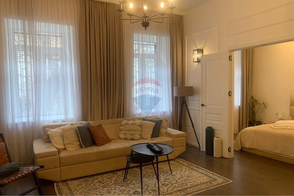 Apartment for Sale in Mtatsminda