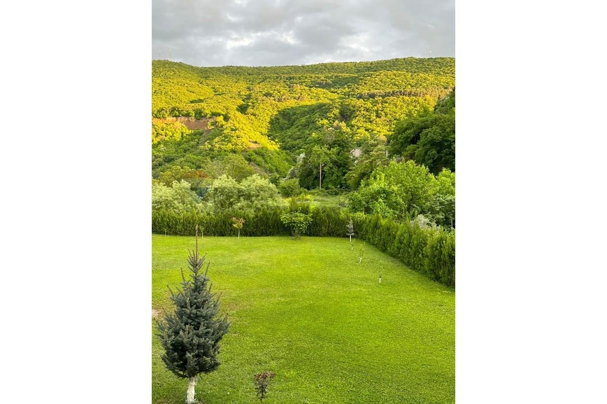 Spacious Land Plot with Scenic Views in Tskneti - Photo 2