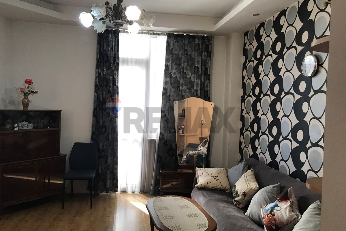 იყიდება ბინა შარტავაზე, 45კვ.მ - Photo 2