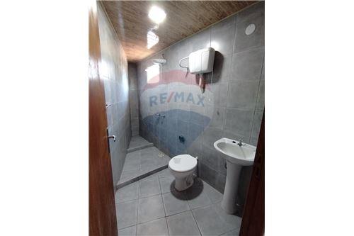 casa en alquiler en Encarnación