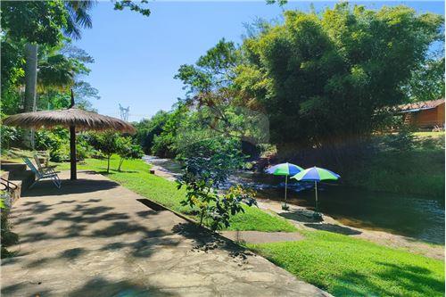 casa en venta en Itacurubí De La Cordillera