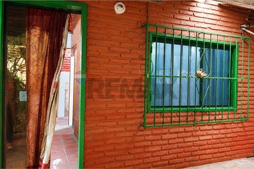 casa en alquiler en Barrio Jara